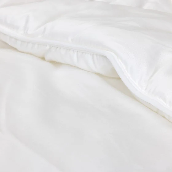 Couette chaude synthétique - 350 g/m² - Image 2
